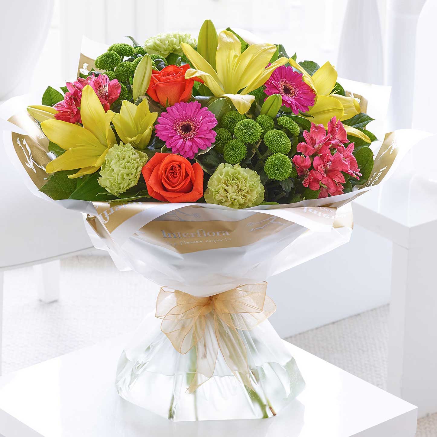 Buy And Send Vibrant Hand-tied Gift Online